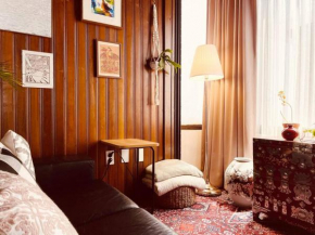 3Rooms with beam projector & arcade game machine